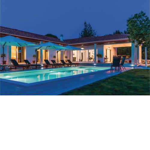 Four-Bedroom Holiday Home in Dubrava
