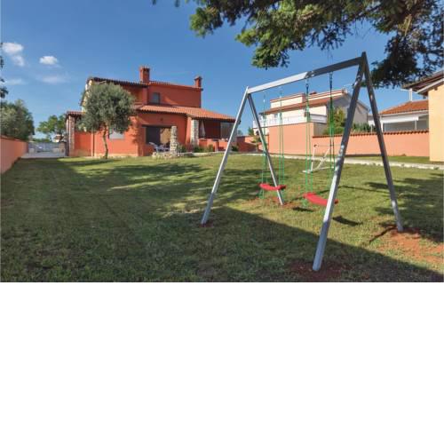 Four-Bedroom Holiday Home in Fazana