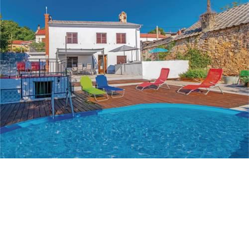 Four-Bedroom Holiday Home in Hreljin