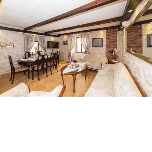 Four-Bedroom Holiday Home in Kastel Stari