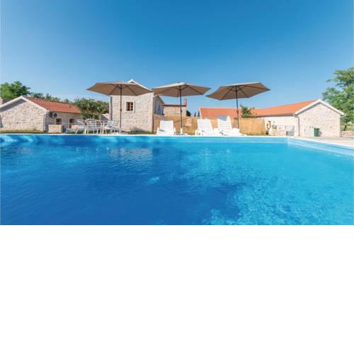 Four-Bedroom Holiday Home in Lisane Tinjske