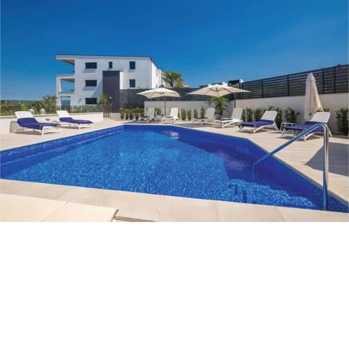 Four-Bedroom Holiday Home in Malinska