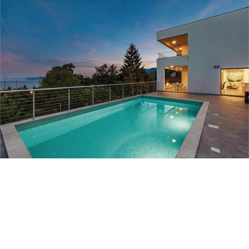 Four-Bedroom Holiday Home in Matulji