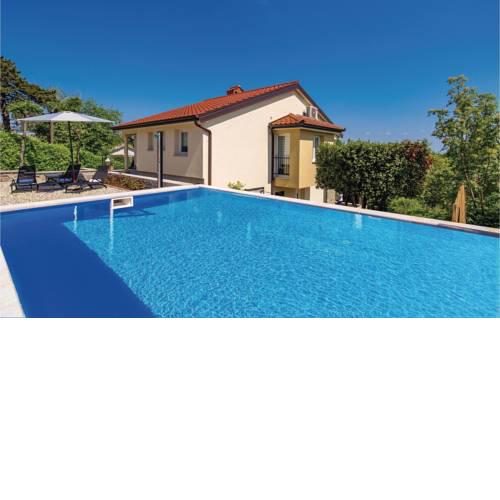 Four-Bedroom Holiday Home in Matulji