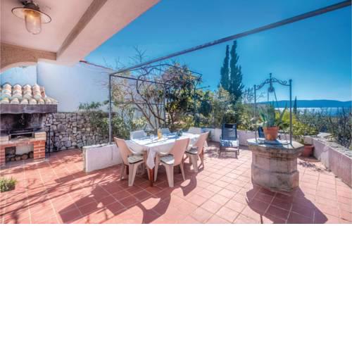 Four-Bedroom Holiday Home in Pinezici