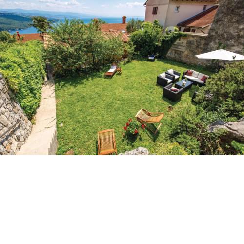 Four-Bedroom Holiday Home in Pobri