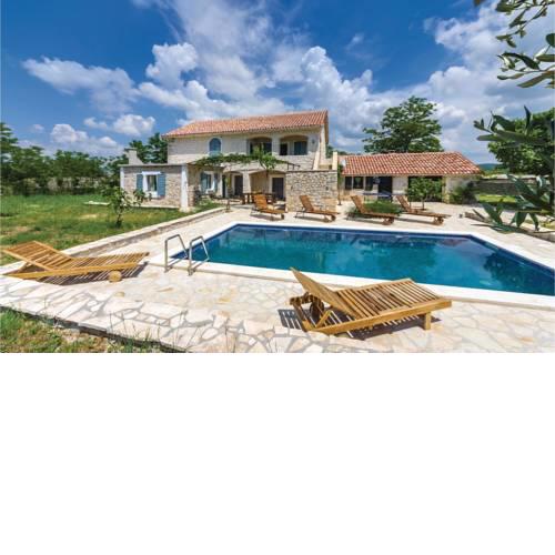 Four-Bedroom Holiday Home in Polaca