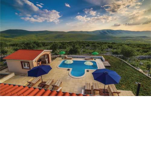 Four-Bedroom Holiday Home in Radosic