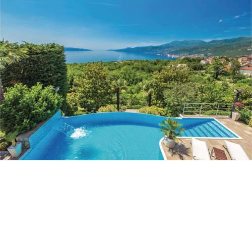 Four-Bedroom Holiday Home in Rijeka