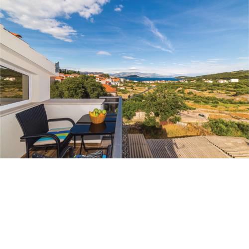 Four-Bedroom Holiday Home in Slatine
