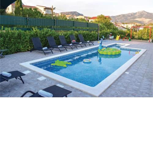 Four-Bedroom Holiday Home in Solin