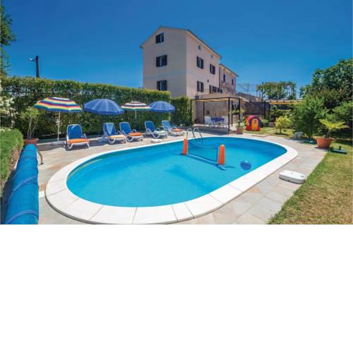 Four-Bedroom Holiday Home in Sveti Anton