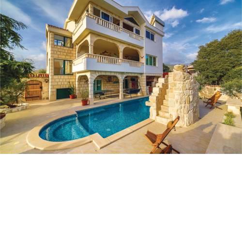 Four-Bedroom Holiday Home in Trogir