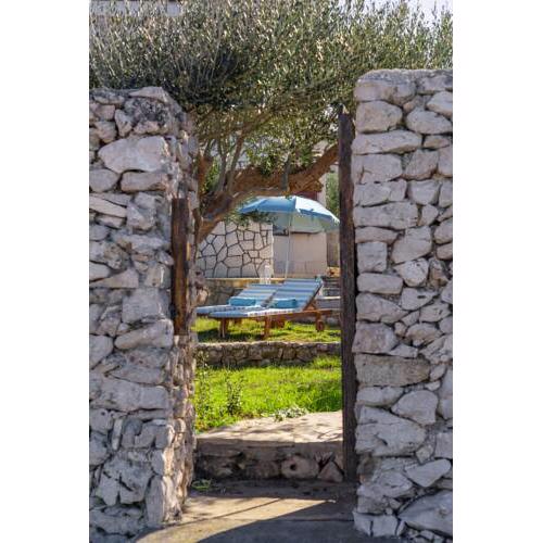 Four bedroom Holiday House Splitska