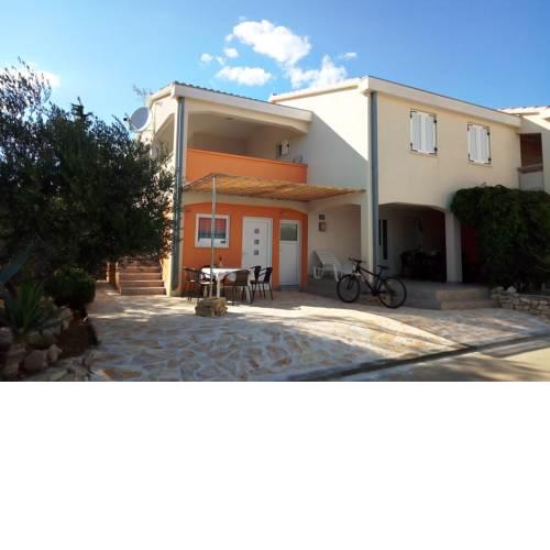 Franc Apartments Island Vir Croatia