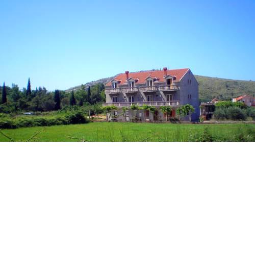 Francesca Guesthouse