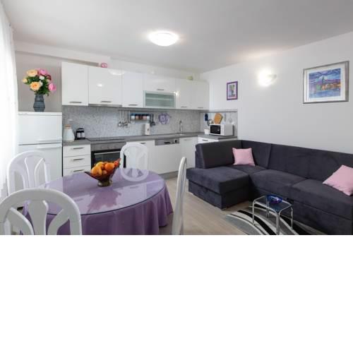 Fully renovated Apartment Grgo