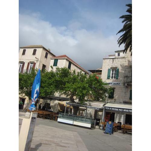 Gala Apartment