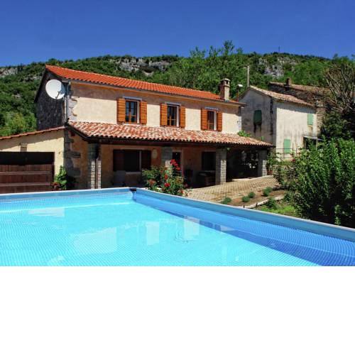 Garden House Rozi