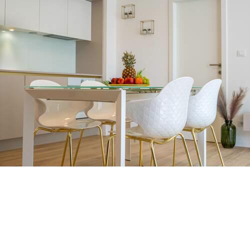 Golden Apartment