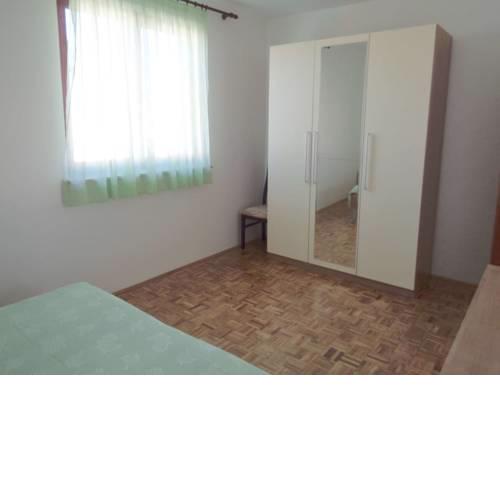 Gorgeous Tone Apartment for 6 in Medulin