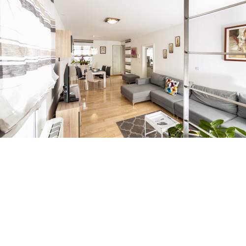 Grand Apartment Rina