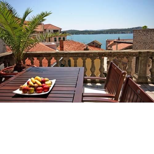 Grand Terrace Suite