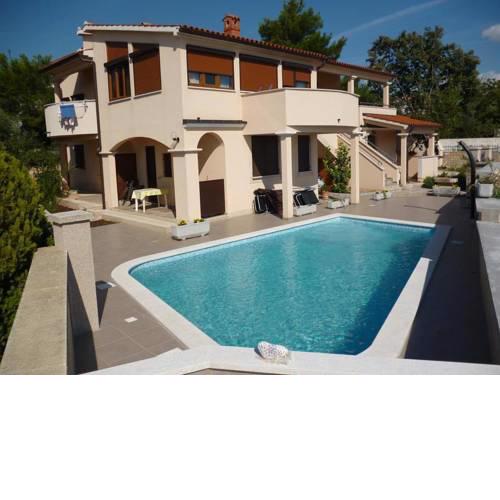Guest House Carmen