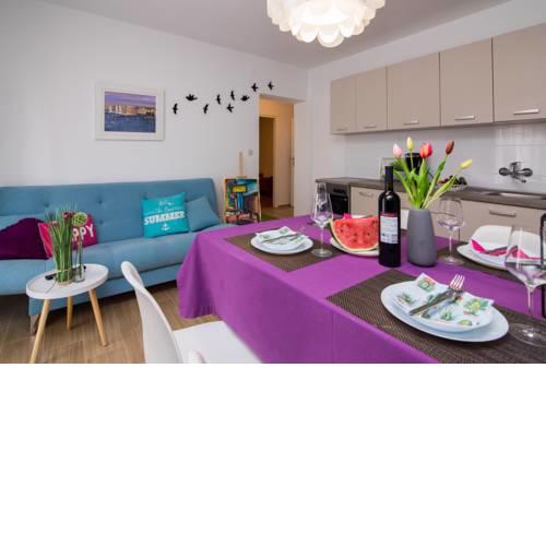 Guest House Dia