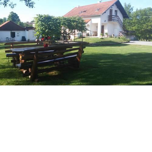 Guest House Family Dukić