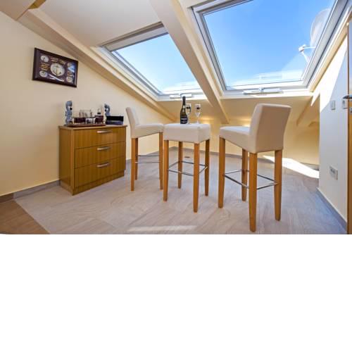 Guest House Golden Goose