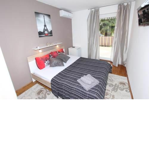Guest House Mafi