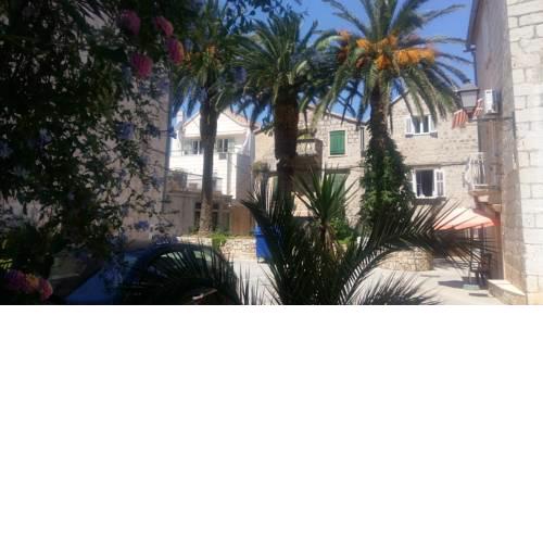 Guesthouse Kod Tri Palme