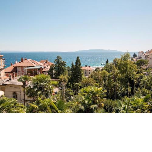 Half Of The Historic Villa Meri Near Beach Centre Opatija