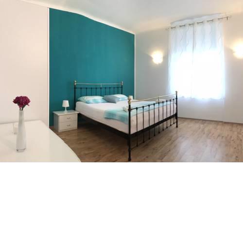 Happy Apartment