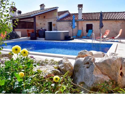 Haus Botra Maria 458S
