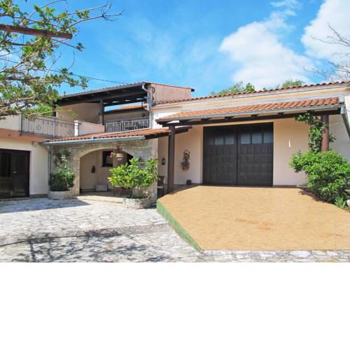 Haus Latin 400S