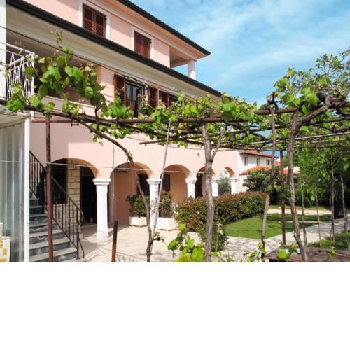Haus Lori 152S