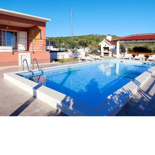 Haus Pinea 340S