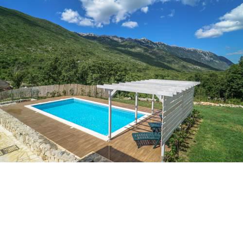 Hause Monteneze