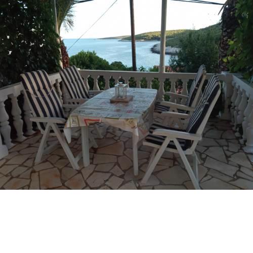 Heavenly Seashore Apartment in Milna bay on Vis island