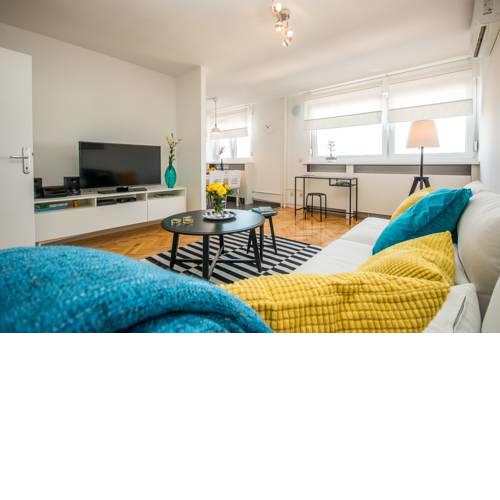Hendrix Bridge Apartment