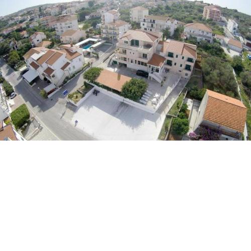 Holiday apartment in Okrug Gornji with terrace, air conditioning, WiFi 5044-2
