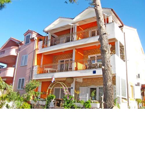 Holiday apartment in Vodice with sea view, terrace, air conditioning, WiFi 145-1
