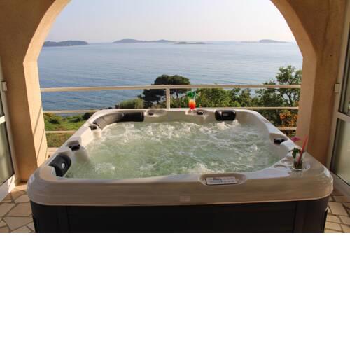 Holiday Apartment Lira