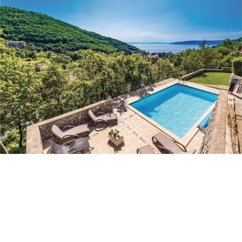 Holiday Apartment Moscenicka Draga 02