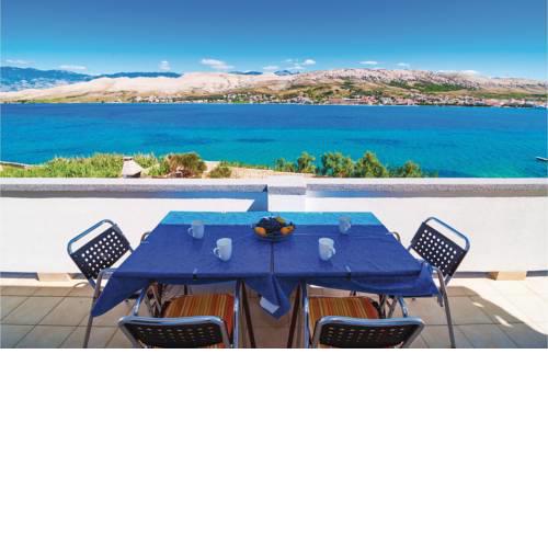 Holiday Apartment Pag 08