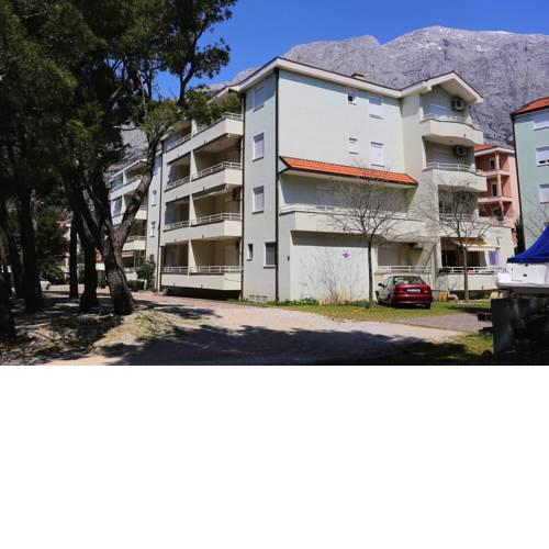 Holiday apartments Baska Voda, Makarska - 9507