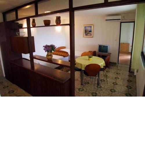Holiday home 193345 - Holiday apartment 233464
