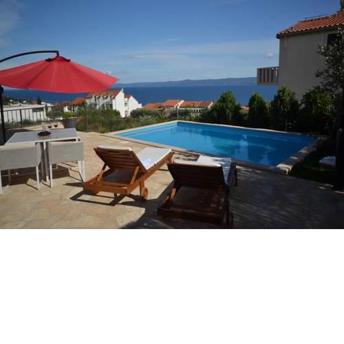 Holiday Home (3730)
